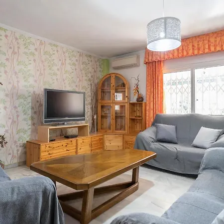 Holiday home 3 Bedroom Stunning In